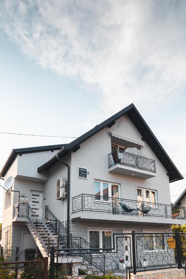 Apartmani Vesna Тухелске Топлице Екстериор снимка